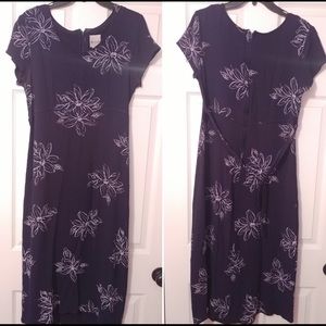 TR Bentley Vintage Navy Floral Dress